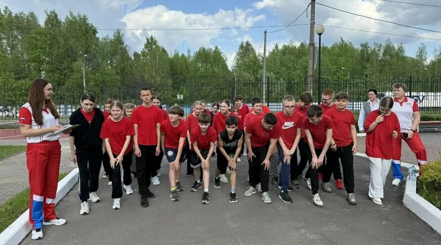 Школьники Брянска активно включились в движение ГТО