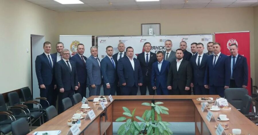 Глава Брянщины встретился с участниками программы «Брянские герои»