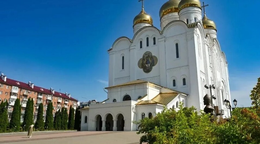 Егор Ковальчук поздравил жителей Брянщины с праздником Вознесения Господня