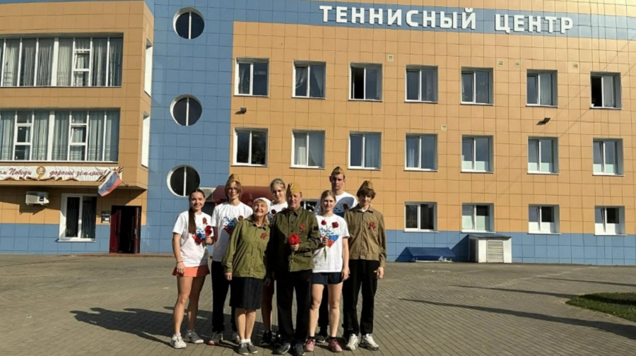 В спортшколе «Горизонт» прошёл флешмоб «Память хранит имена»