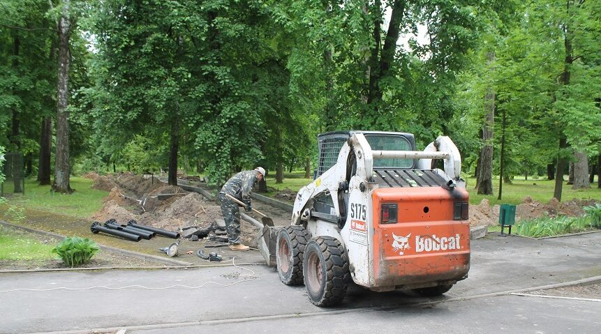 В брянском посёлке Локоть стартовало благоустройство парка