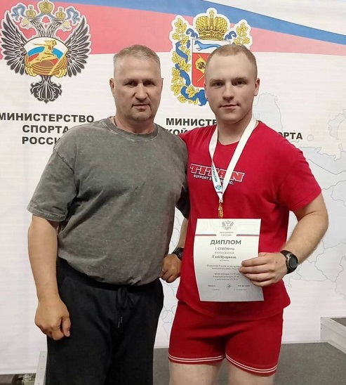 Брянский спортсмен завоевал золото Первенства России по пауэрлифтингу