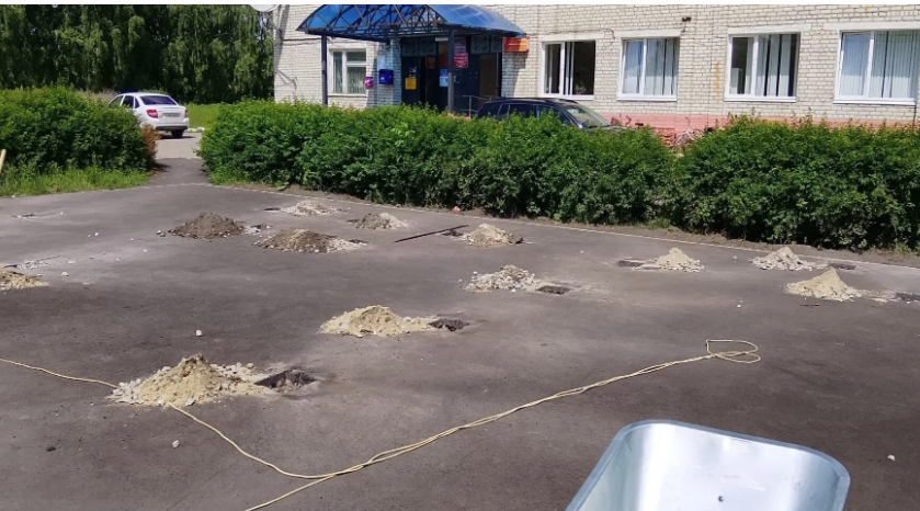 В Лопандино Брянщины строят  спортивную  площадку