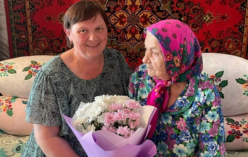 95 — летний юбилей отметила труженица тыла из Злынки