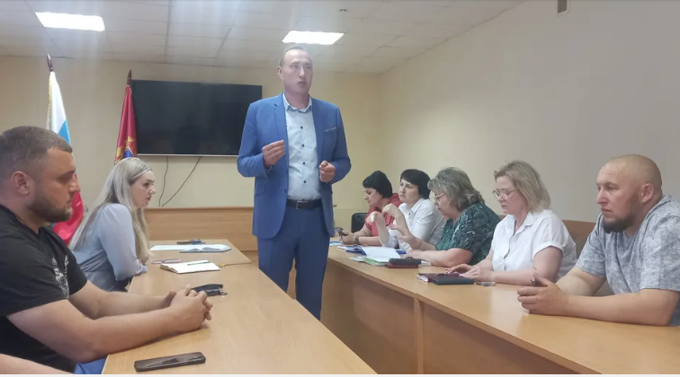В Жуковке Брянщины  провели встречу с ветеранами спецоперации