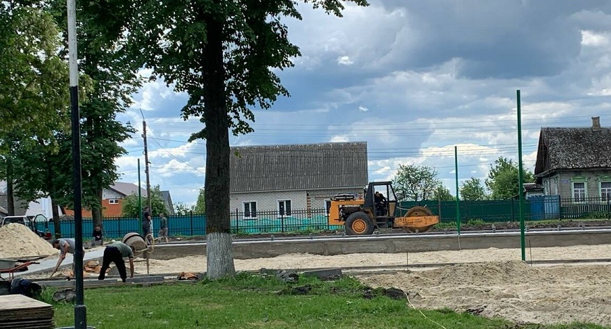 В Стародубе Брянской области благоустраивают  парк