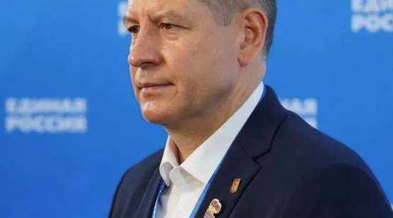 Врио Губернатора Егор Ковальчук поздравил брянцев с Днём России!