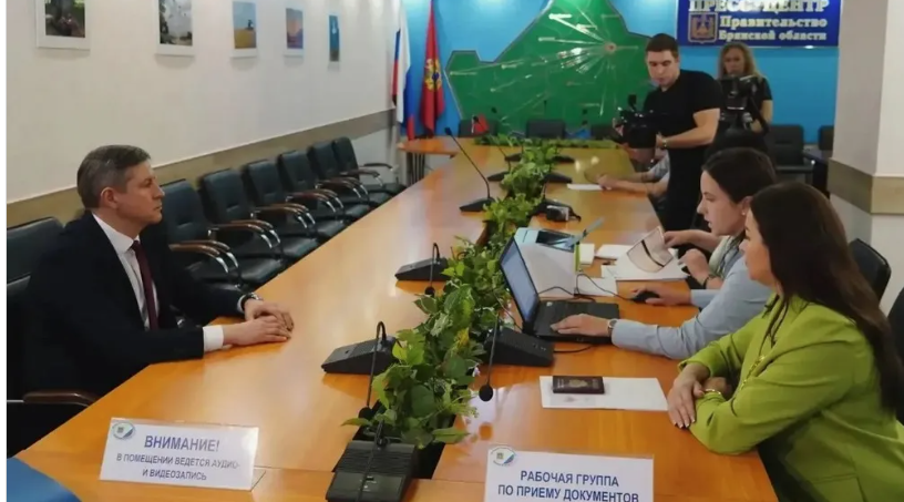 Егор Ковальчук подал документы в Избирательную комиссию Брянской области