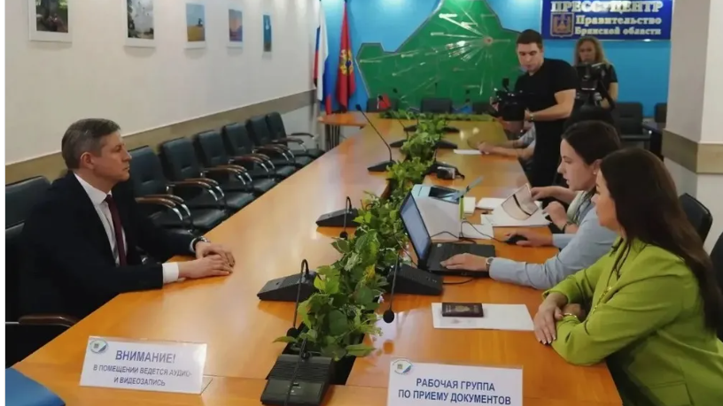 Егор Ковальчук подал документы в Избирательную комиссию Брянской области