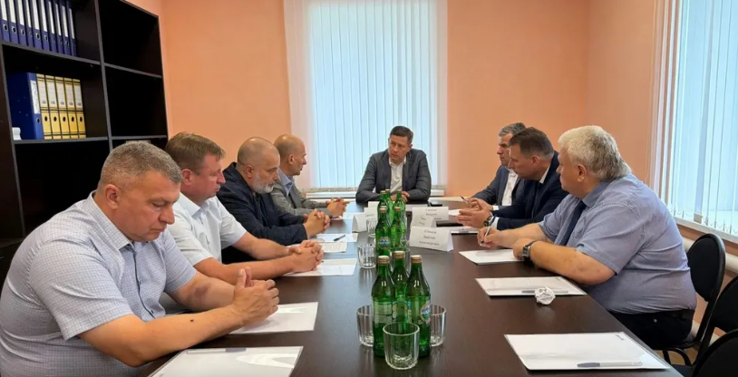 Врио Губернатора Егор Ковальчук познакомился с Комаричским районом