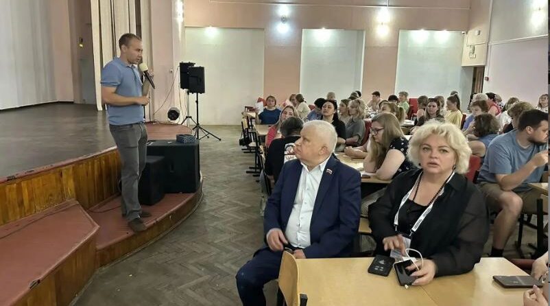 В Брянске штаб Общественной палаты завершил обучение наблюдателей за выборами 2026 года