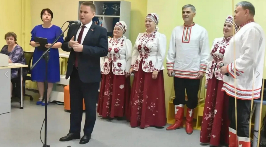 Благотворительный фонд и библиотека проводят Школьный фестиваль для  первоклассников
