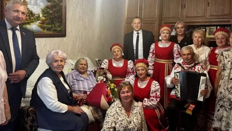 Ветеран войны из Брянского района Вера Ключникова отметила свой 103-й день рождения