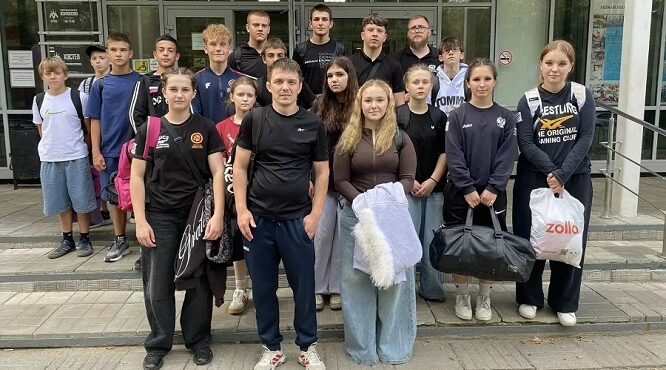 Юные брянские борцы завоевали медали Спартакиады учащихся России