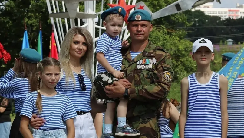 Брянская область отмечает День Воздушно‑десантных войск