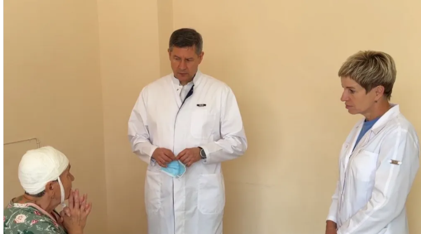 Глава Брянщины Егор Ковальчук навестил пострадавших от теракта ВСУ