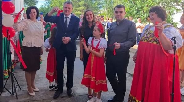 На Брянщине в Клетнянском поселке Мирный отремонтировали Дом культуры