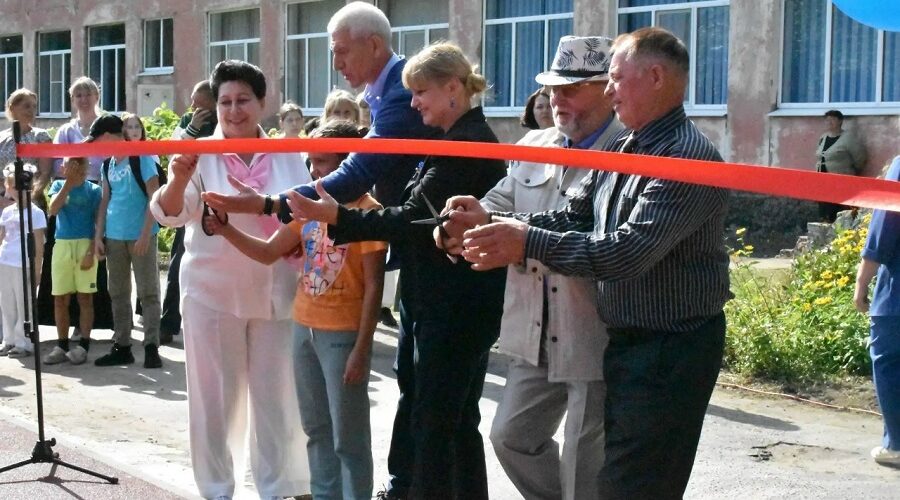 Открытие спортивной площадки в селе Киваи Клинцовского района