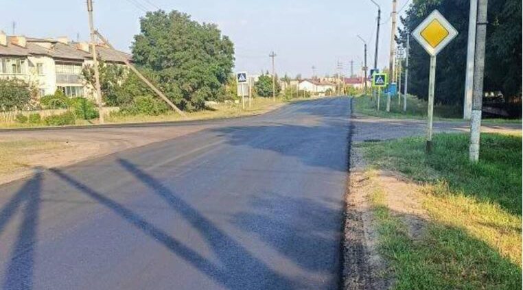 В брянской Суземке обновляют дорогу по Первомайскому переулку