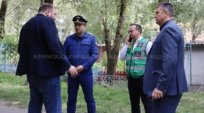 В Брянске оценивают ущерб от ракетного удара ВСУ по жилому дому