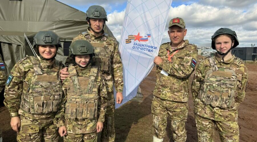 Брянская команда «Заря» прошла военно-тактическую игру на местности