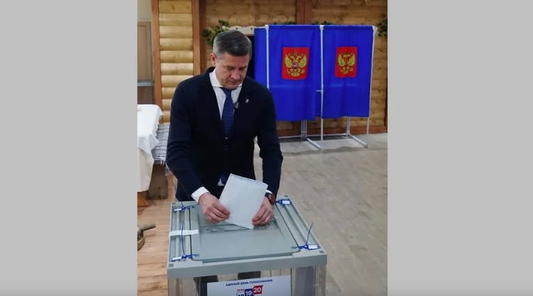 Егор Ковальчук проголосовал за дальнейшее развитие Брянской области
