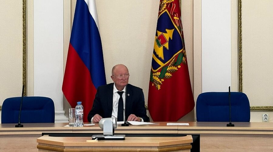 Совещание по уборочной кампании и посеву озимых культур в Брянской области