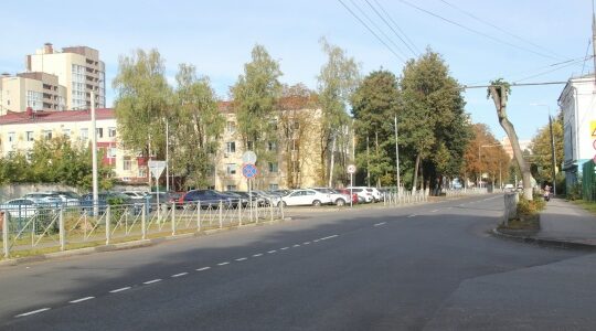 В Брянске отремонтировали дороги, которые ведут к учреждениям здравоохранения