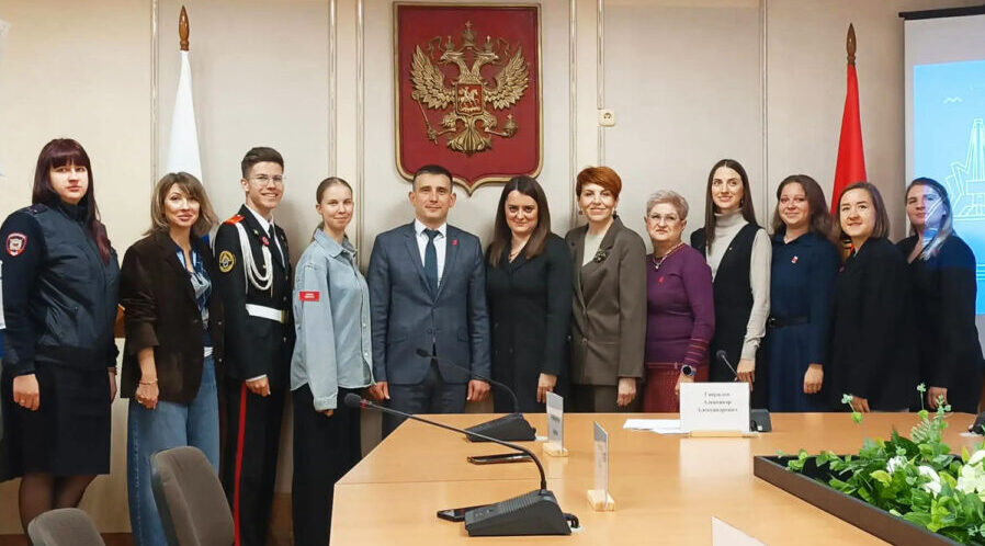 В Брянске открыто 100 первичных отделений «Движения первых»