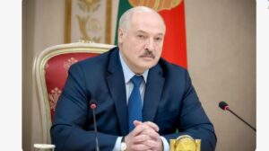 Лукашенко поблагодарил Ковальчука за помощь белорусам после атак украинских дронов