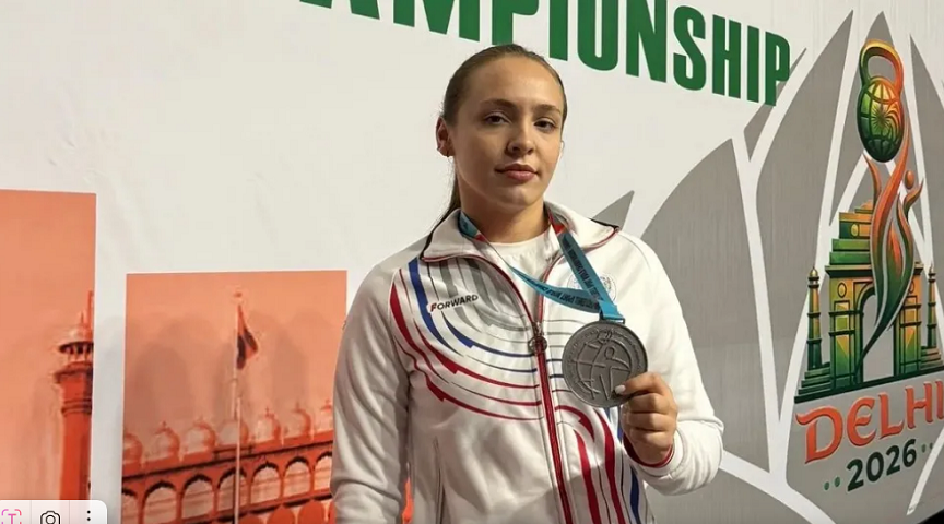 Виктория Альянова — серебряный призёр чемпионата и первенства мира по гиревому спорту